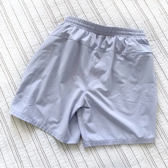 Lululemon Men’s Pool Short Lined Swim Trunk 7" in Pastel Blue size Medium - Picture 10 of 13